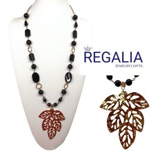 ✨Handmade Black Onyx Necklace w/ 18k Gold Dipped Hammered
Openwork Leaf Pendant✨